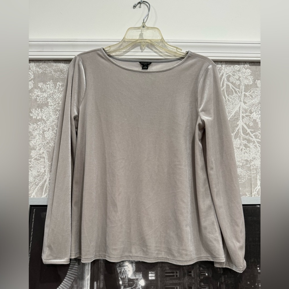Ann Taylor silver velvet long sleeve. New with tags